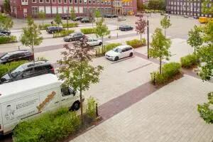 Umbriano Bahnhofsplatz Wilhelmshafen 2417 042