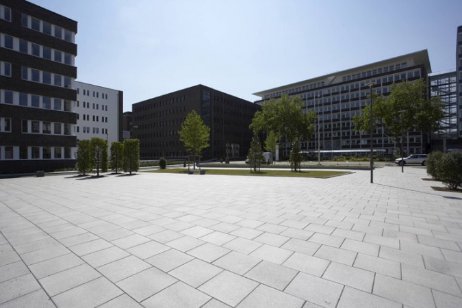 Leverkusen (D), Verwaltungsgebäude