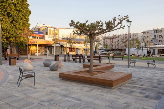 Kiryat Malachi (Israel), Urban Square