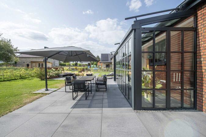 Umbriano Grauanthrazit gemasert