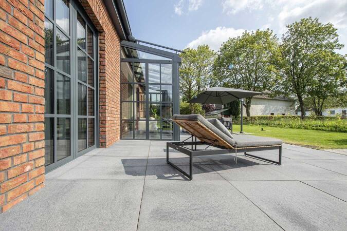 Umbriano Grauanthrazit gemasert