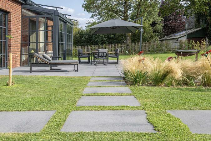 Umbriano Grauanthrazit gemasert