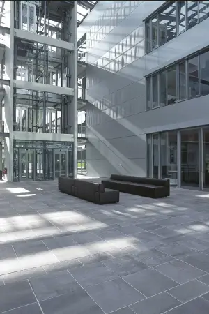 Umbriano Pflaster Deutz AG Koeln 351