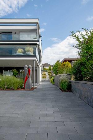 Umbriano Grauanthrazit gemasert